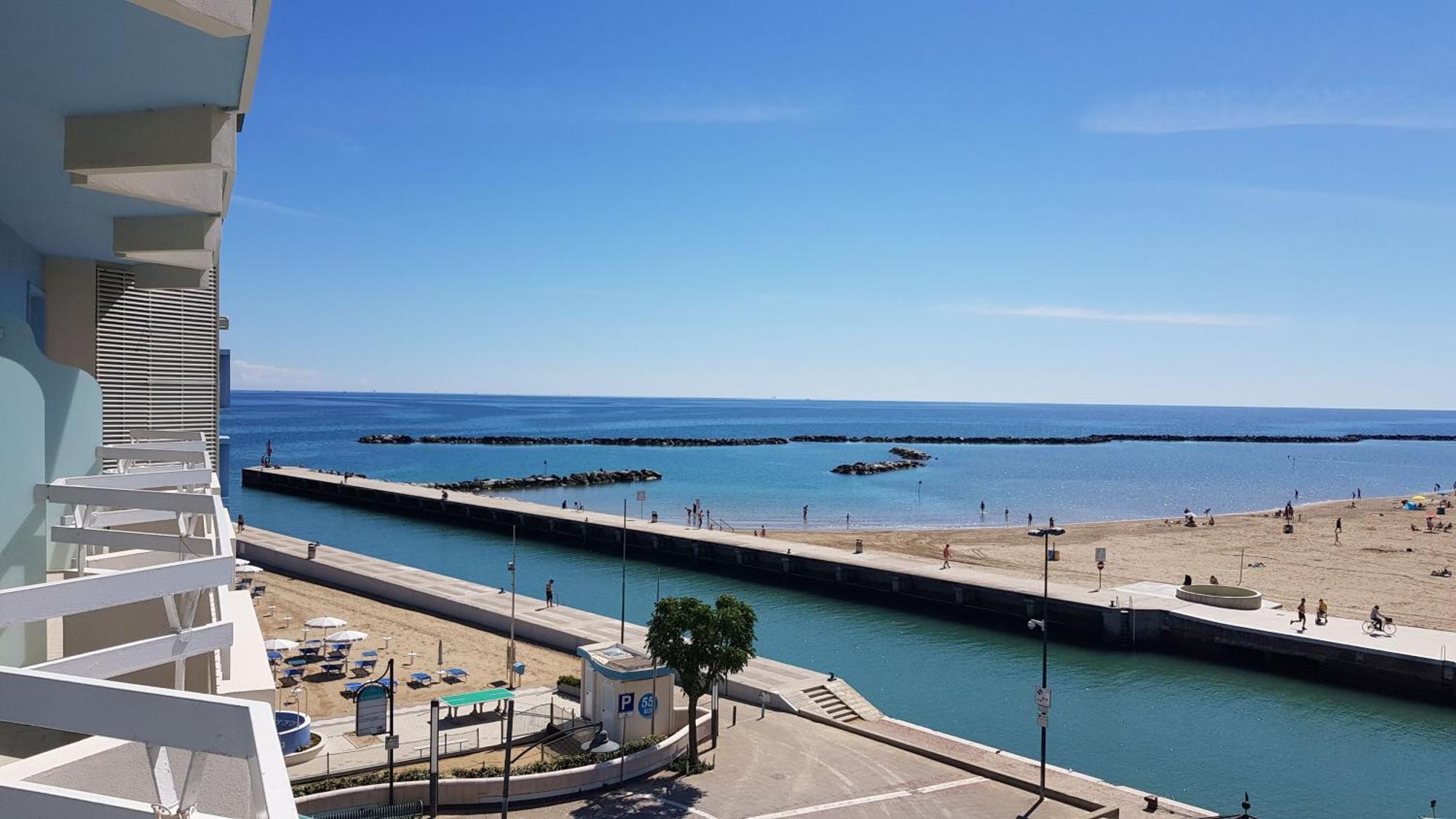 Hotel Levante Bellaria-Igea Marina Exterior foto